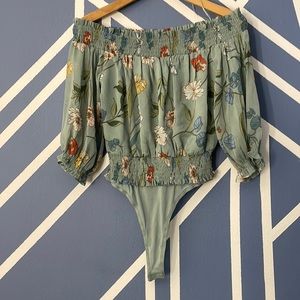 astr the label Lucy off shoulder bodysuit